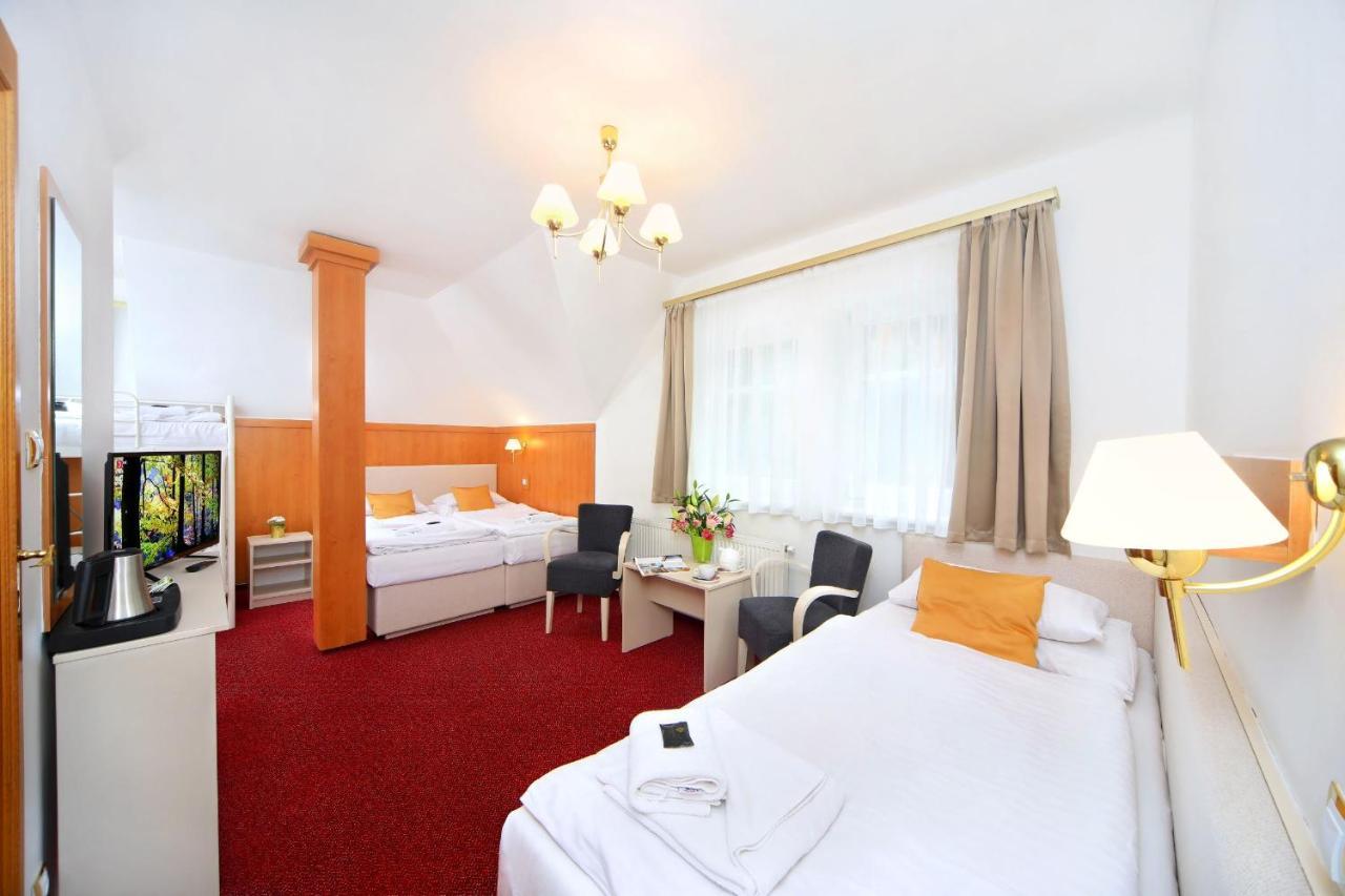 Špindlerŭv Mlýn Hotel Hradec מראה חיצוני תמונה