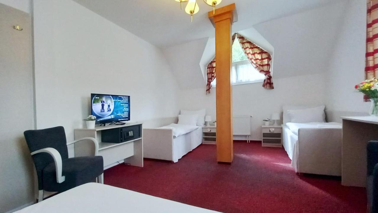 Špindlerŭv Mlýn Hotel Hradec מראה חיצוני תמונה